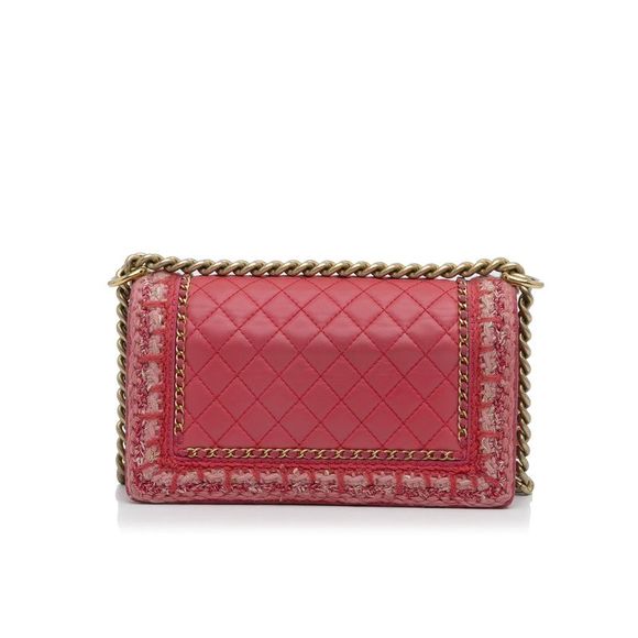 Pre Loved Chanel Quilted Lambskin Leather Crossbody Bag with Chain Strap - Picture 4 of 10